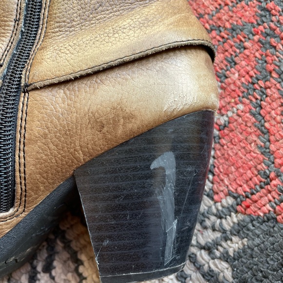 b.o.c. Leather ankle boot - Picture 11 of 15